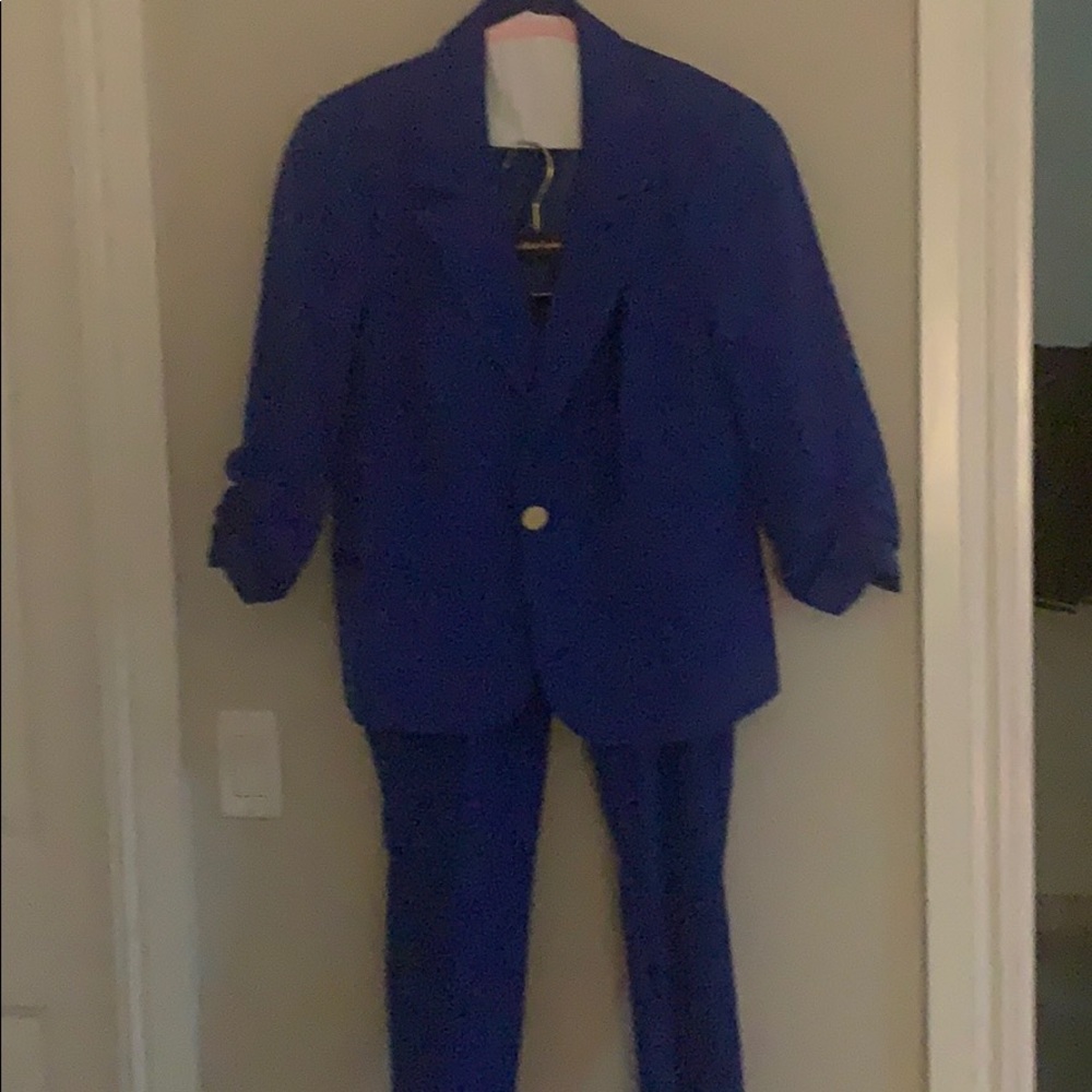 Blue suit size 11-12 Blue suit